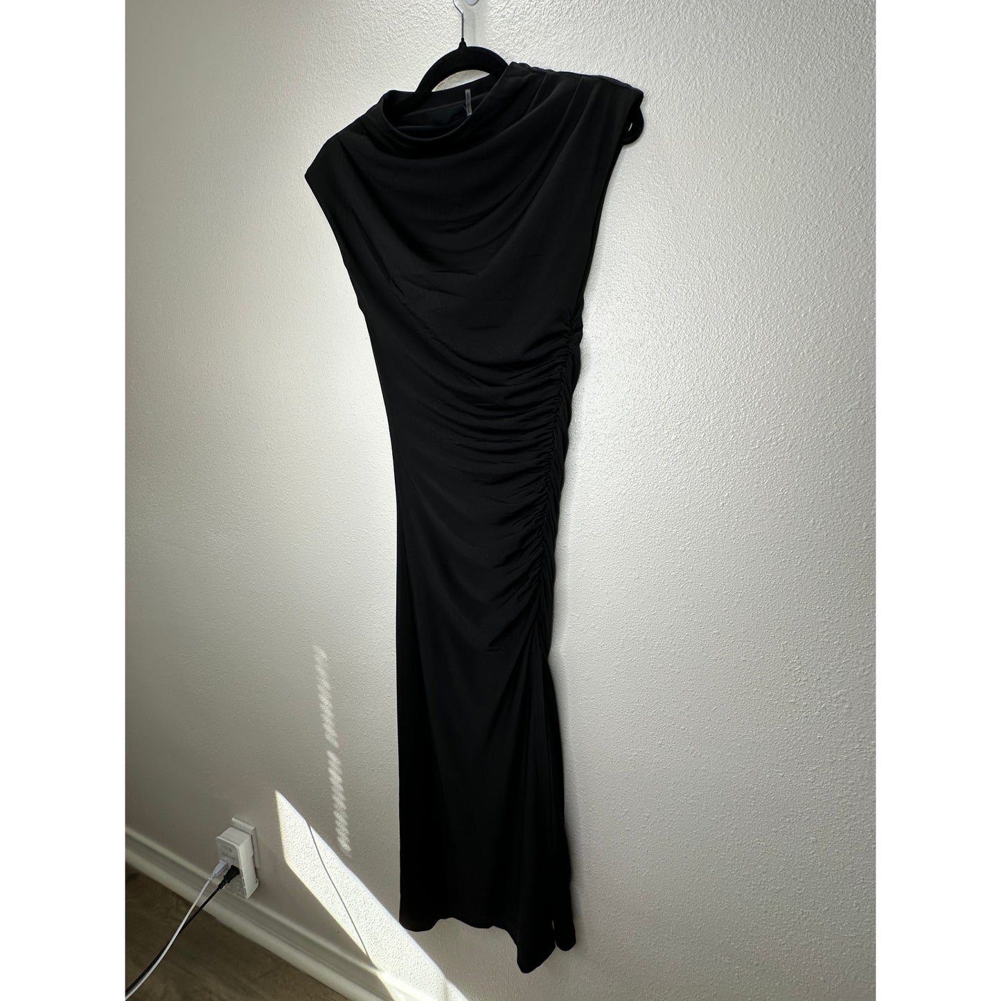VICI Black Elisabeth Mock Neck Cap Sleeve Side Slit Ruched Midi Dress XS