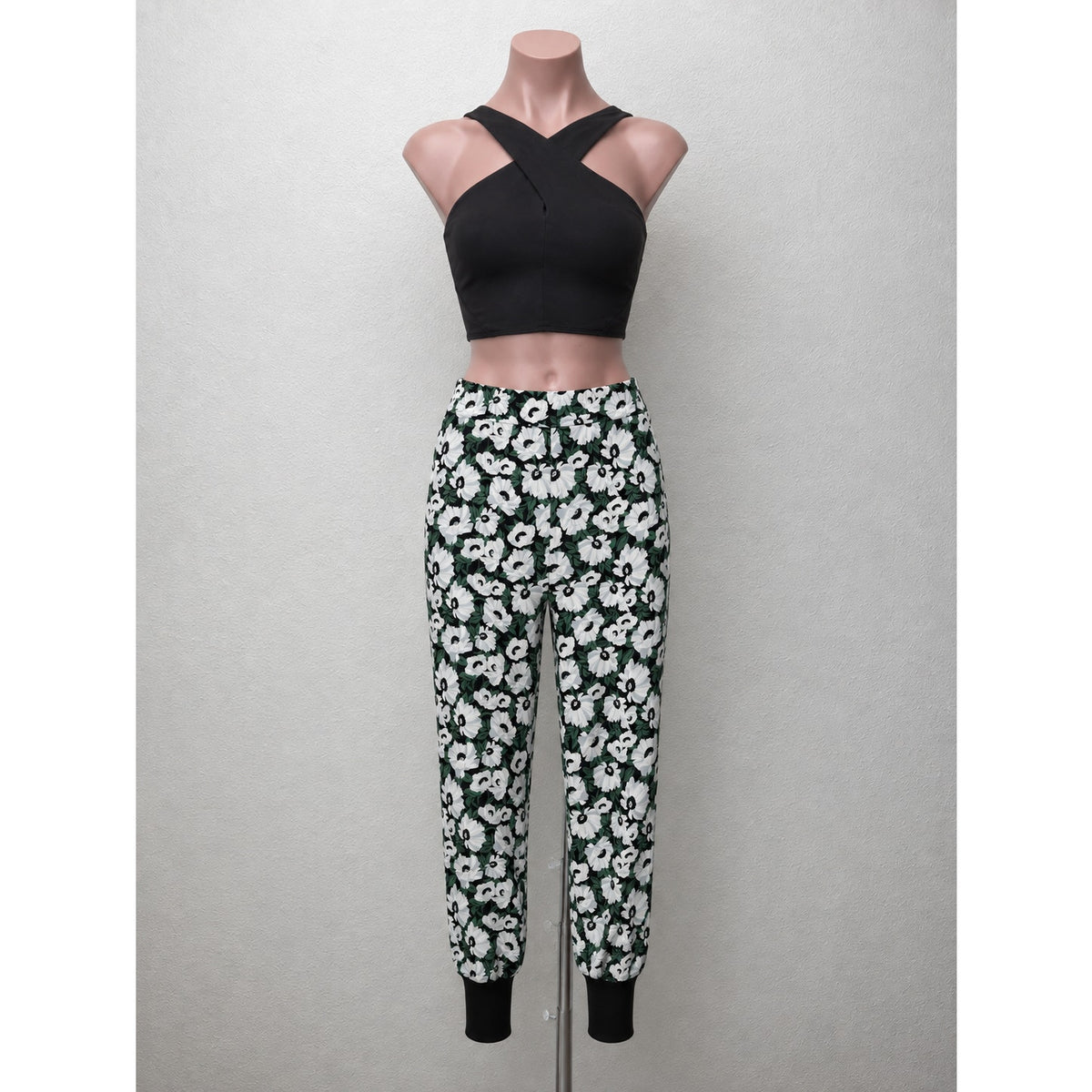 Stella McCartney White Black Green Floral Print Julia Flora Jogger Pants M