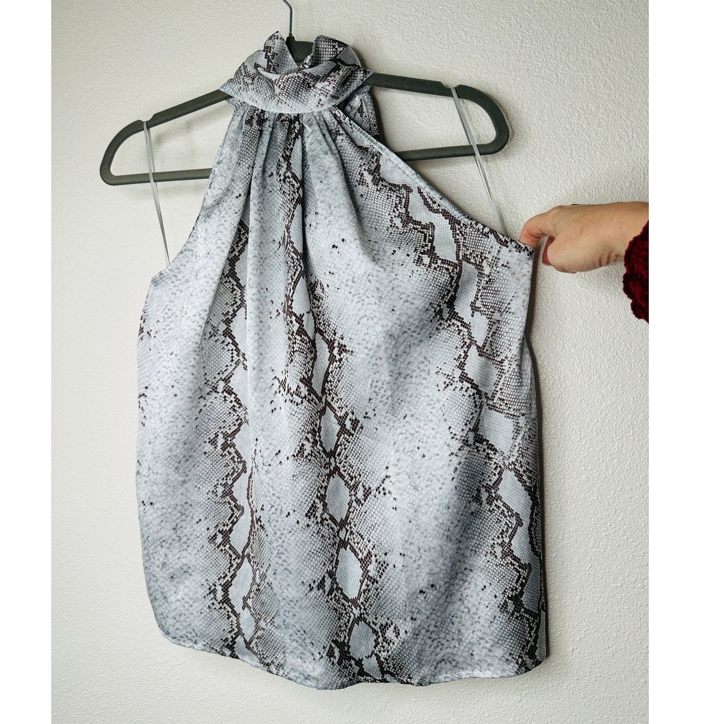 NWT Bishop + Young The Rain Python Tie Neck Sleeveless Blouse S