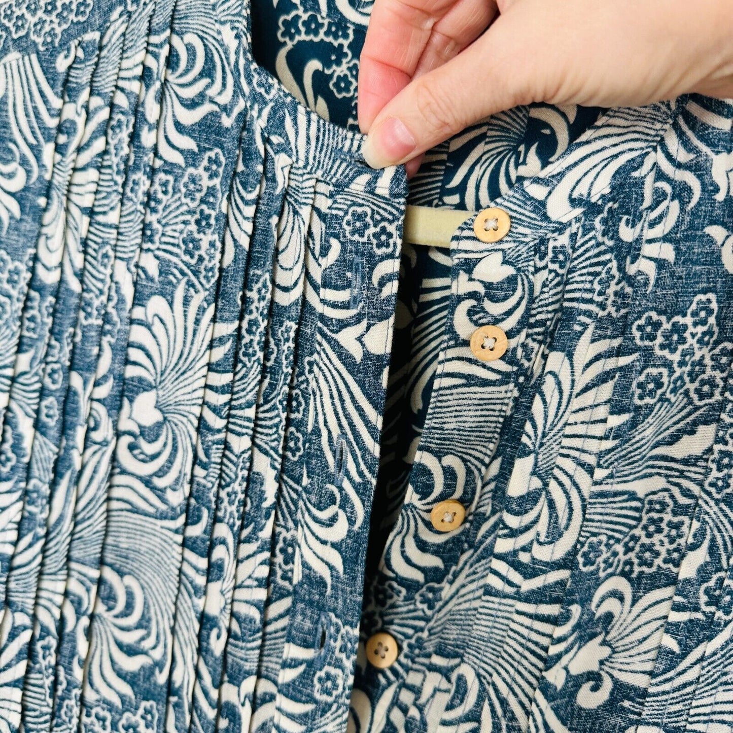 Faherty Cream & Blue Hawaiian Print Gemina Tunic Dress Split VNeck Short Sleeve