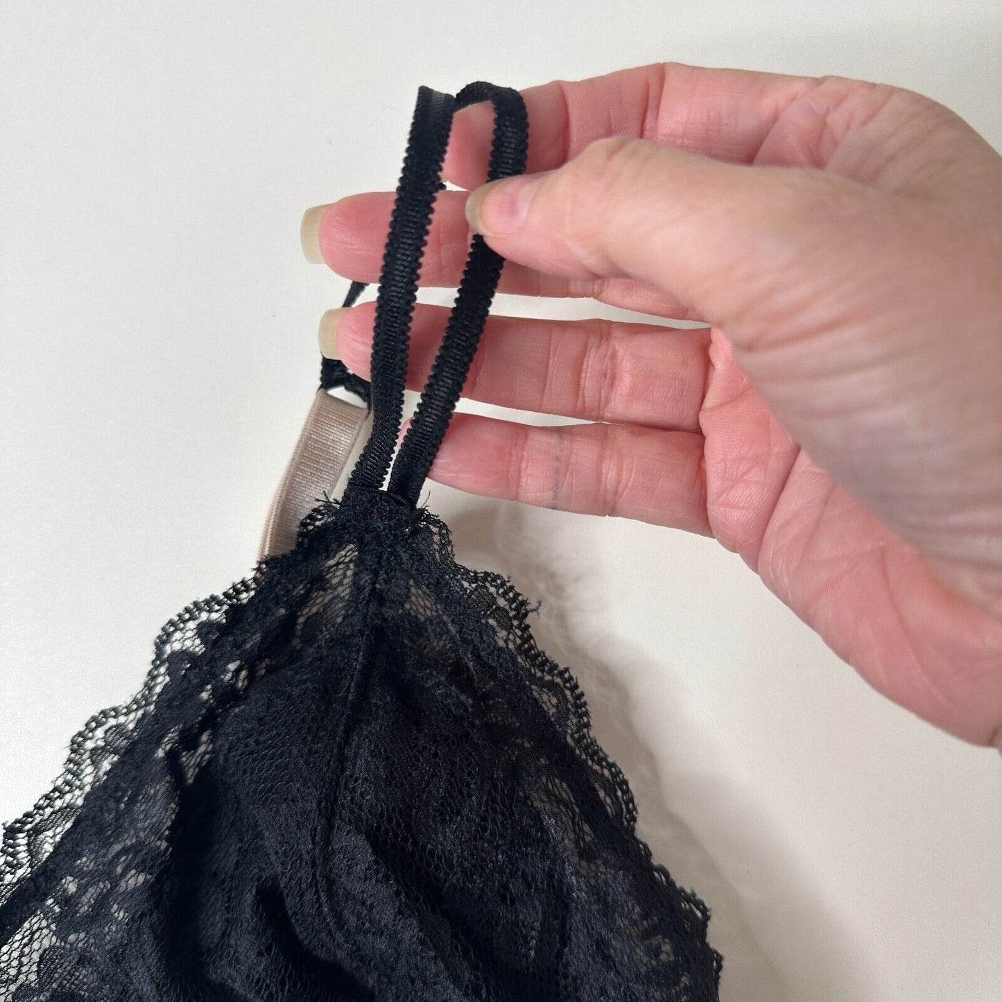 Black With Nude Edging Triangle Lace Bralette Adj Straps Hook & Eye Close Large