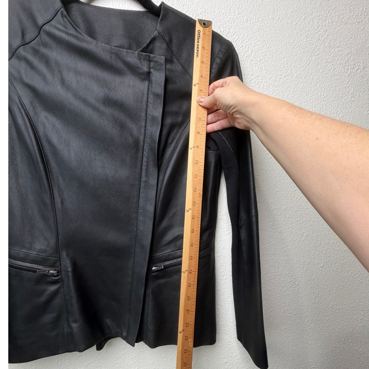 Veda Black Genuine Leather Moto Biker Jacket Women's Medium