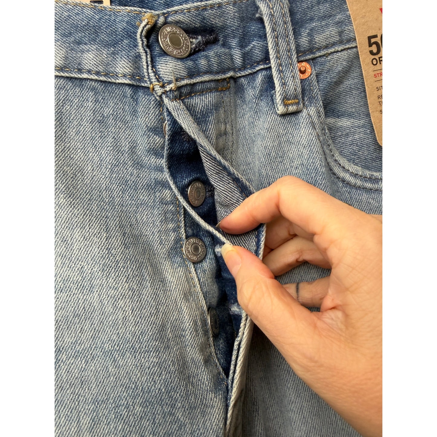 NWT Levi's 501 Light Wash Men's Jeans 33x34 Stretch