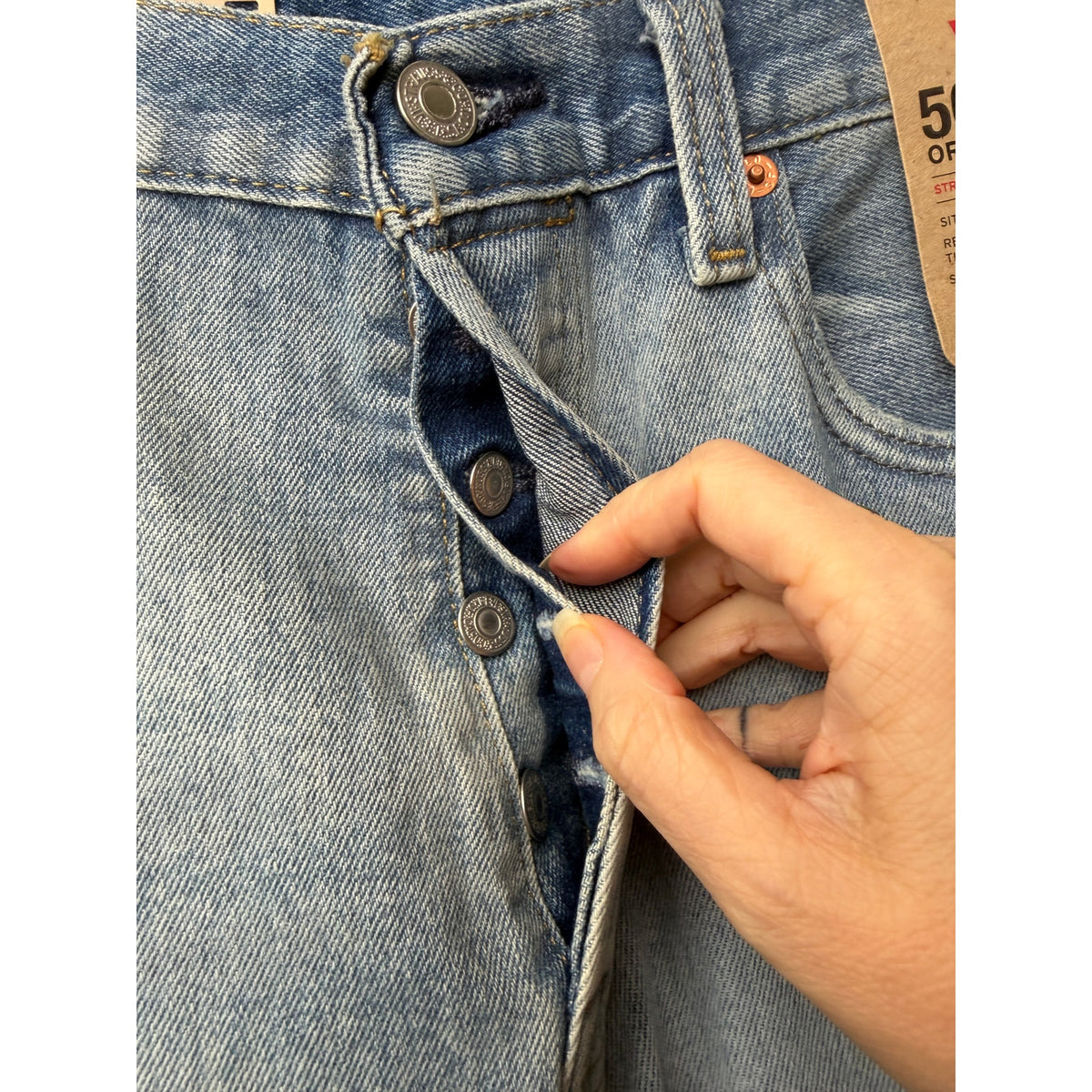 NWT Levi's 501 Light Wash Men's Jeans 33x34 Stretch
