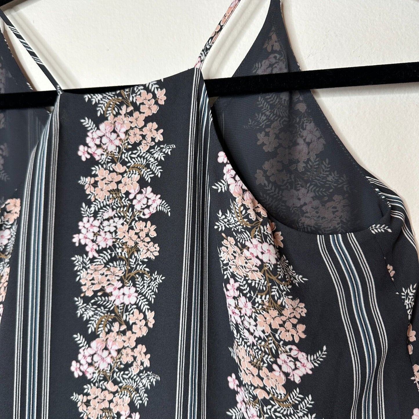 Loft Gray Pink Floral & White Stripe Print VNeck Halter Sleeveless Blouse XSP