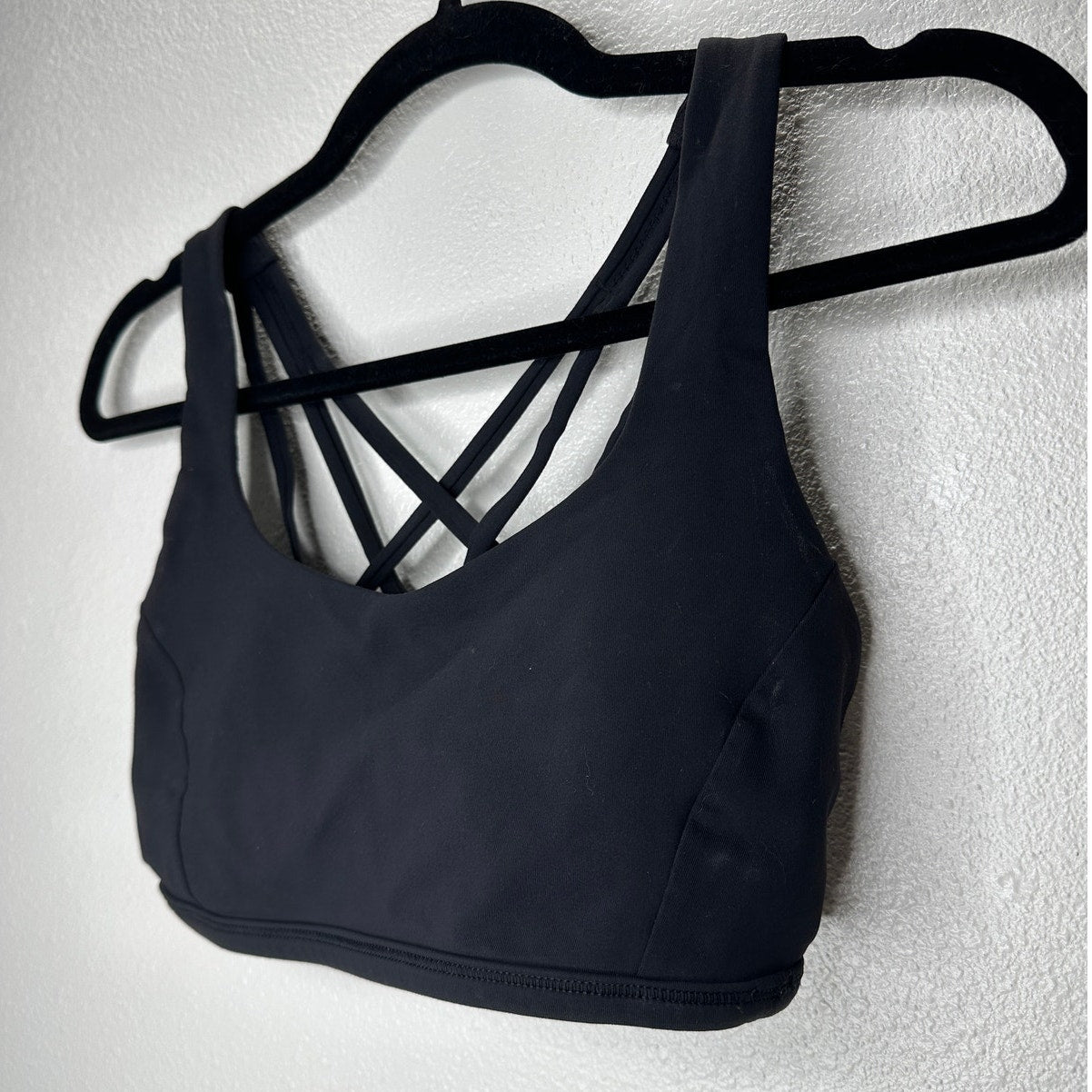 Lululemon Black Round Neck Strappy Racerback Energy Bra 6