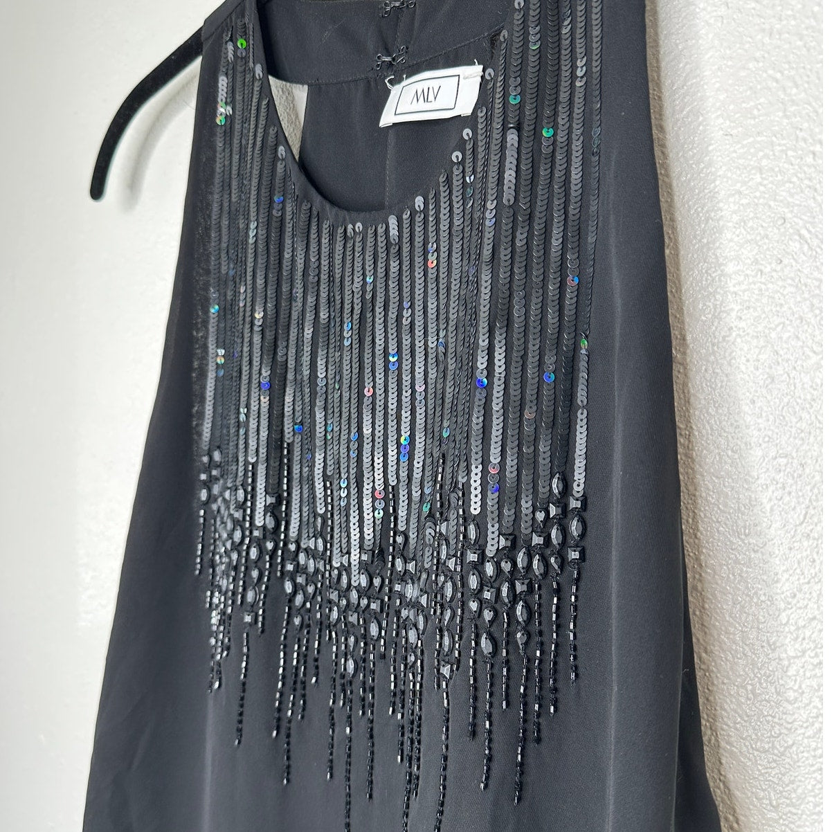 MLV Black Sequin & Beads Round Neck Sleeveless Keyhole Back Tank Blouse M