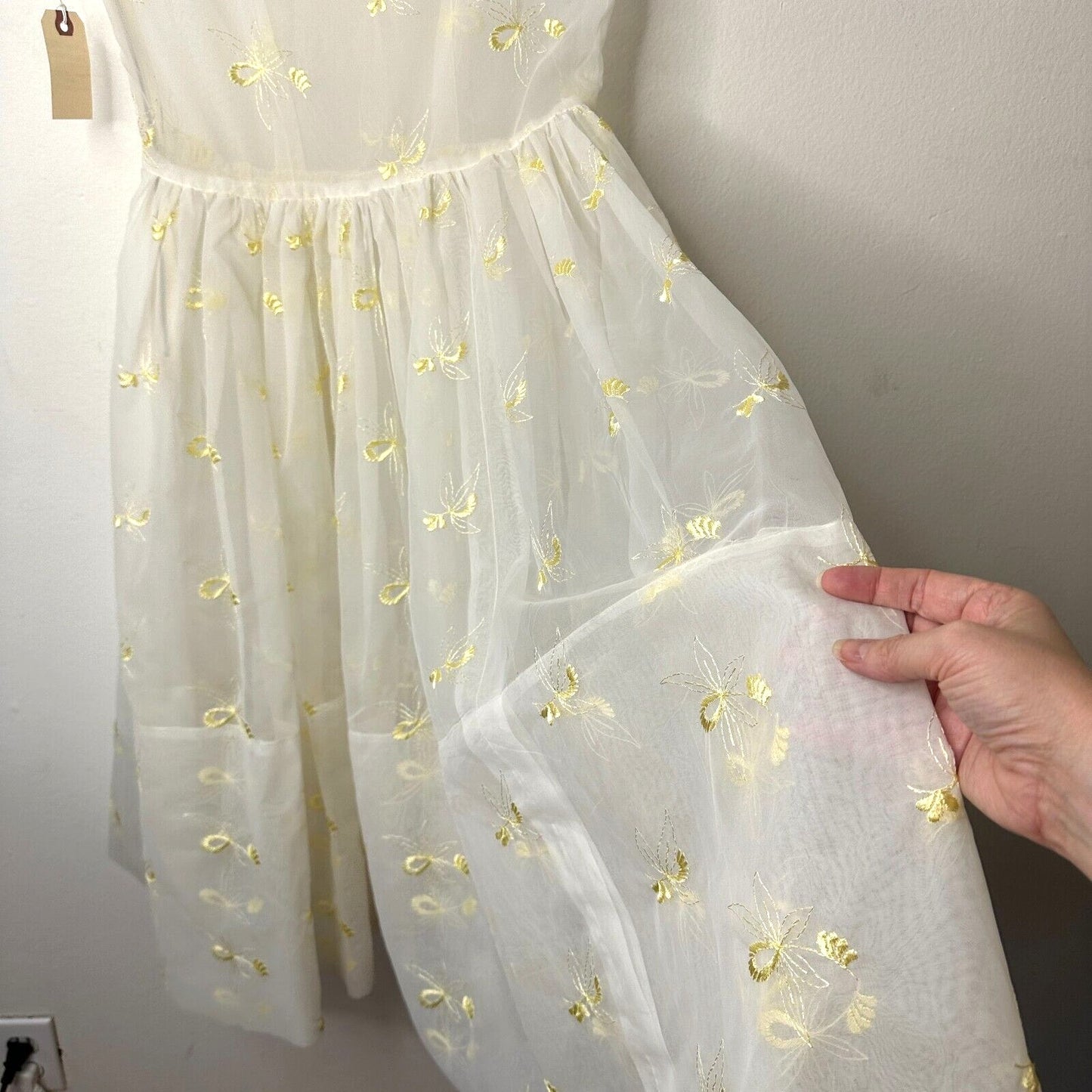 VINTAGE Sheer 50s Pale Lemon Yellow Floral Design Embroidered Sleeveless Dress