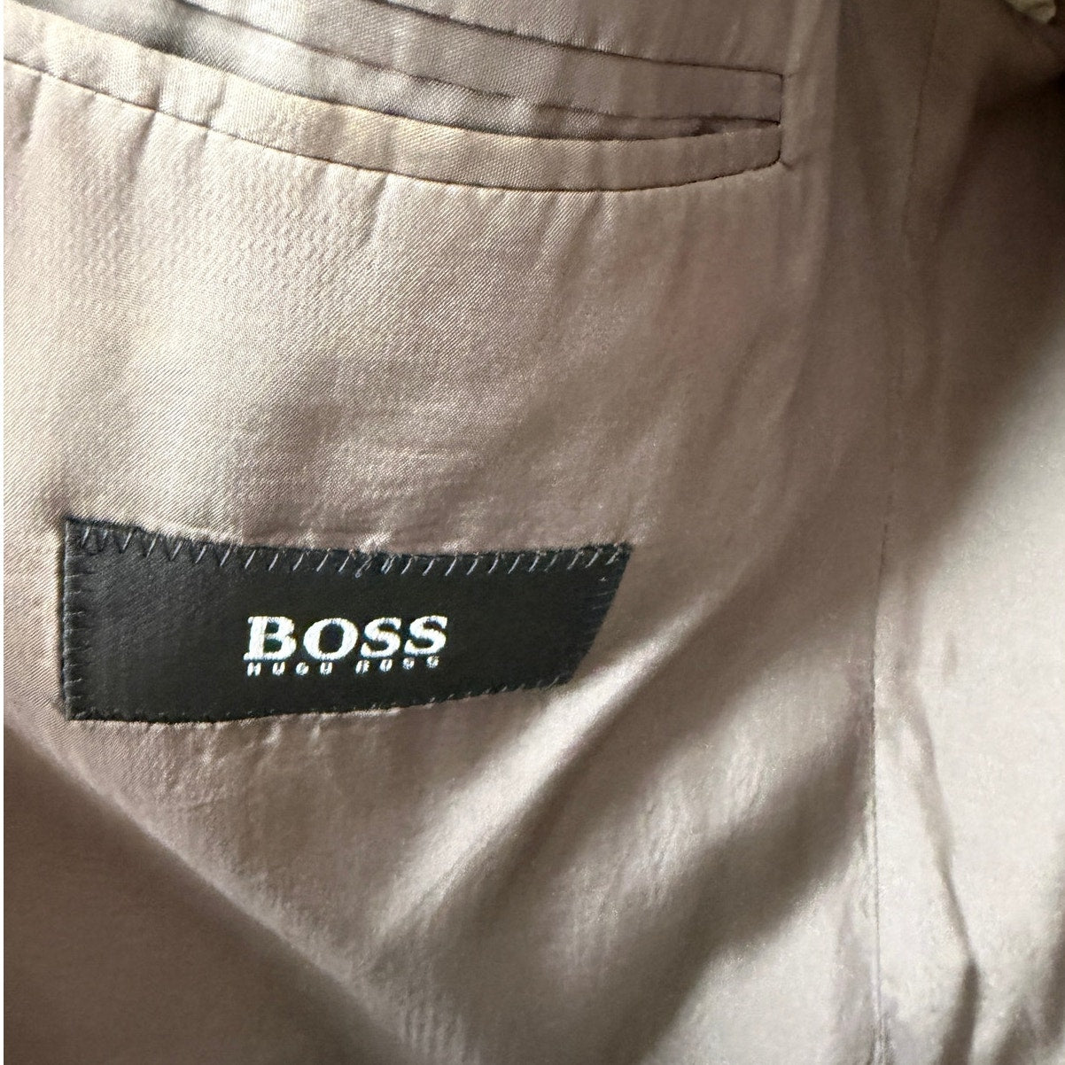 Hugo Boss Men’s 42R Brown Plaid Blazer Sport Coat Jacket