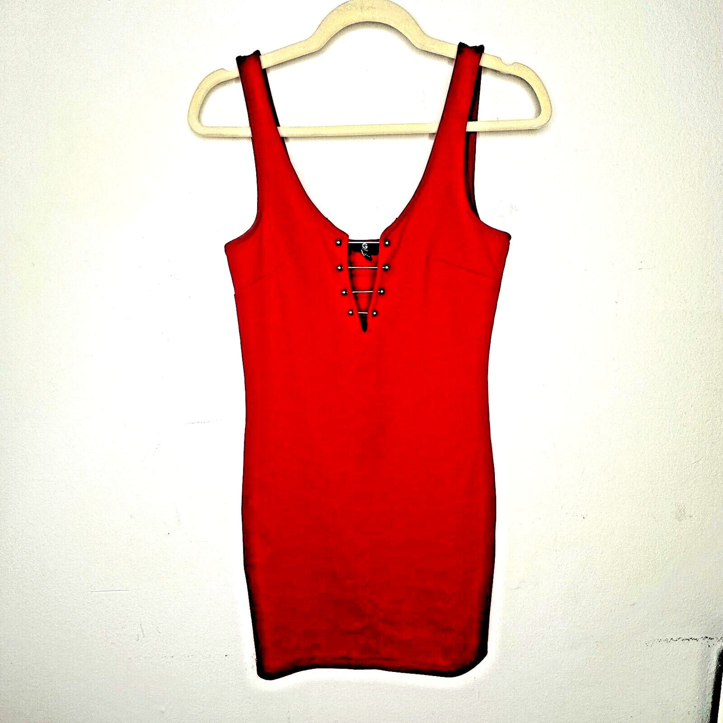 G by Guess Red Bodycon Silver Embellished V-Neck Sleeveless Mini Dress Small