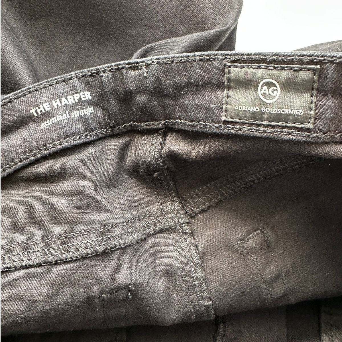 AG The Harper Essential Straight Jeans Black Size 29R