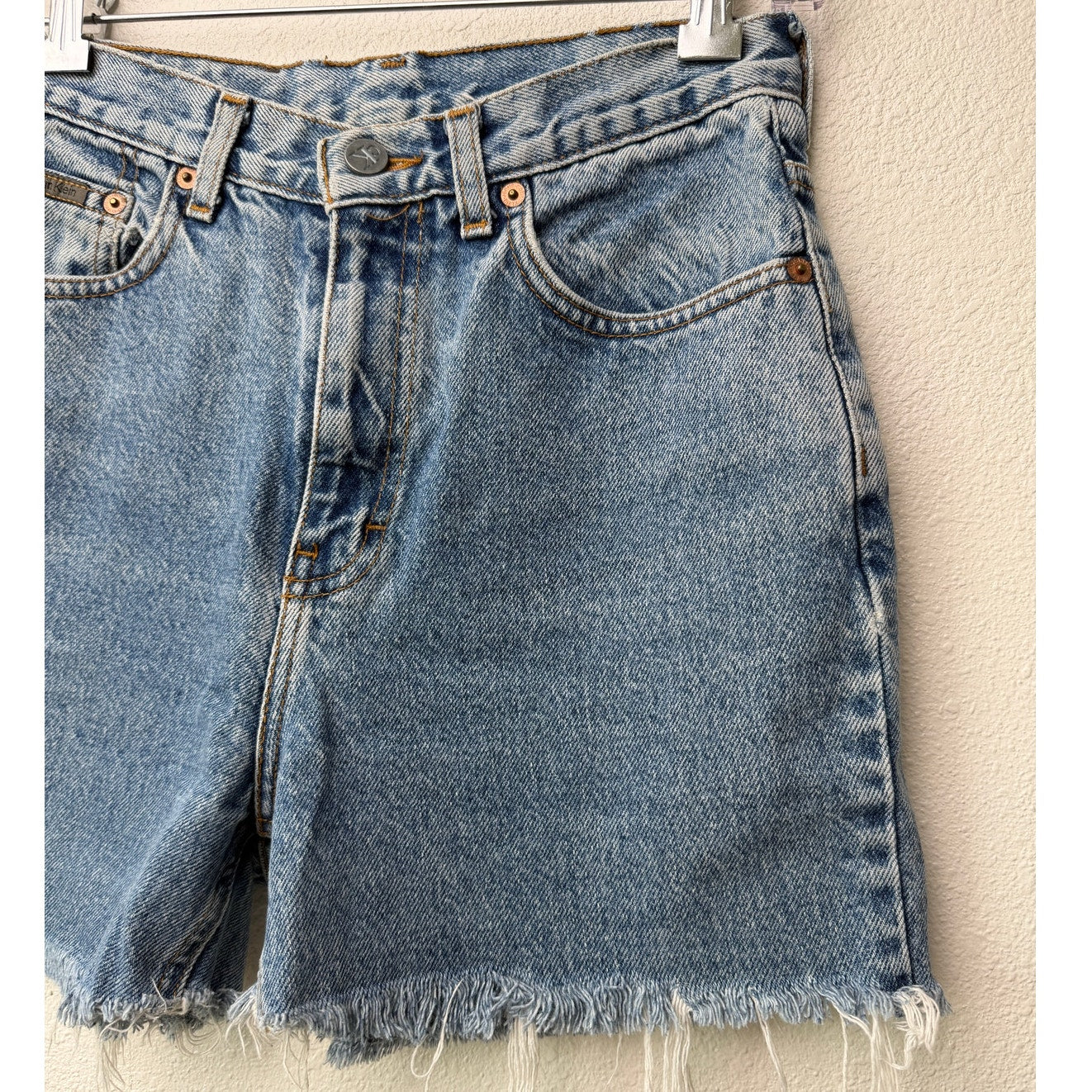 Calvin Klein Medium Wash Cutoff Shorts Womens 6 2/4