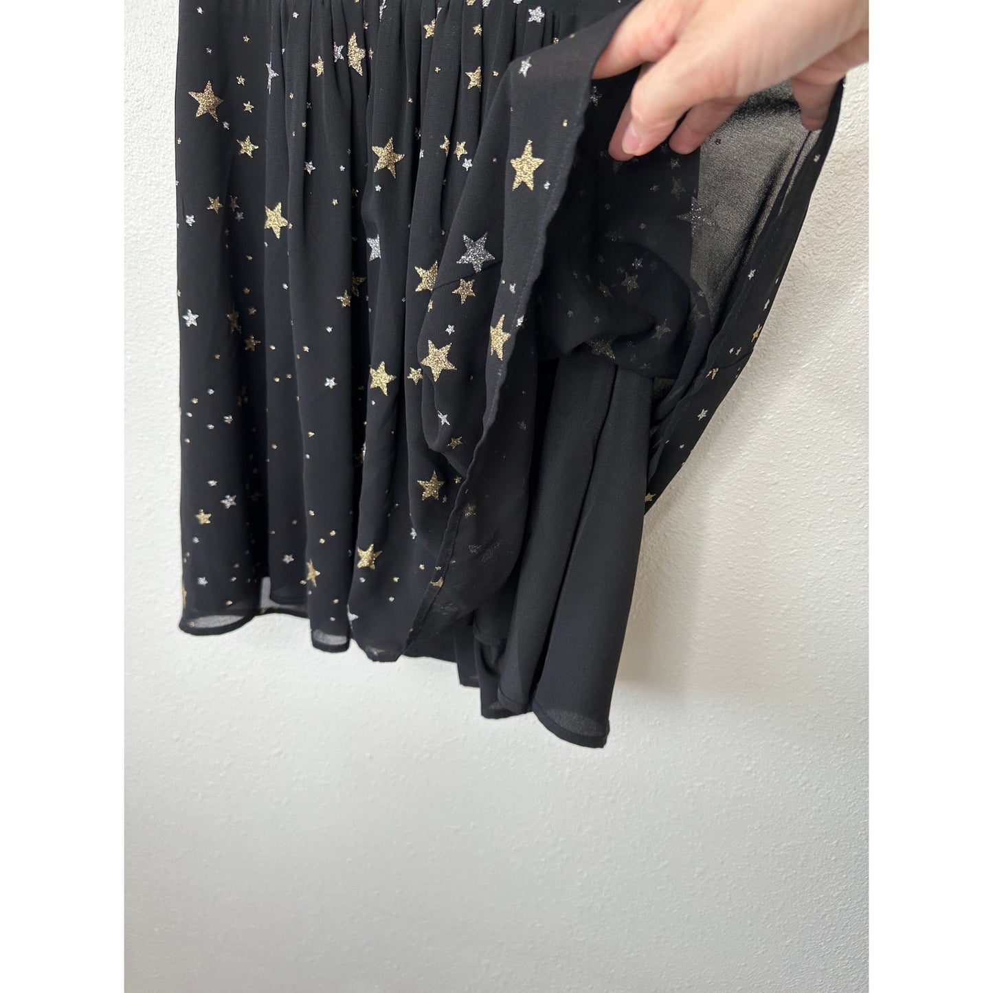 Privacy Please Ford Black Metallic Gold Silver Star Deep V Short Sleeve Dress XS