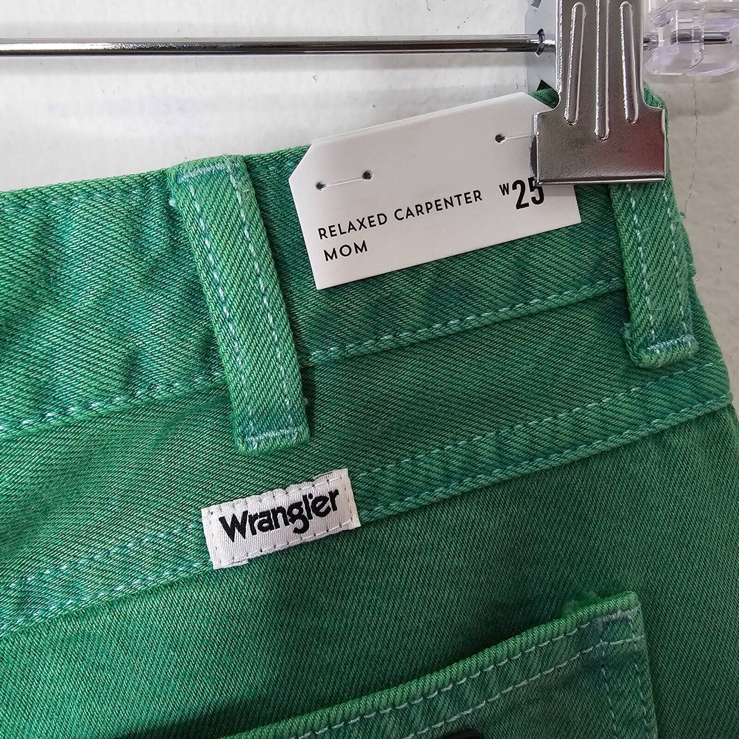 Wranglers Green Relaxed Carpenter Mom Jean 5-Pocket High Waist Tapered Leg Pant