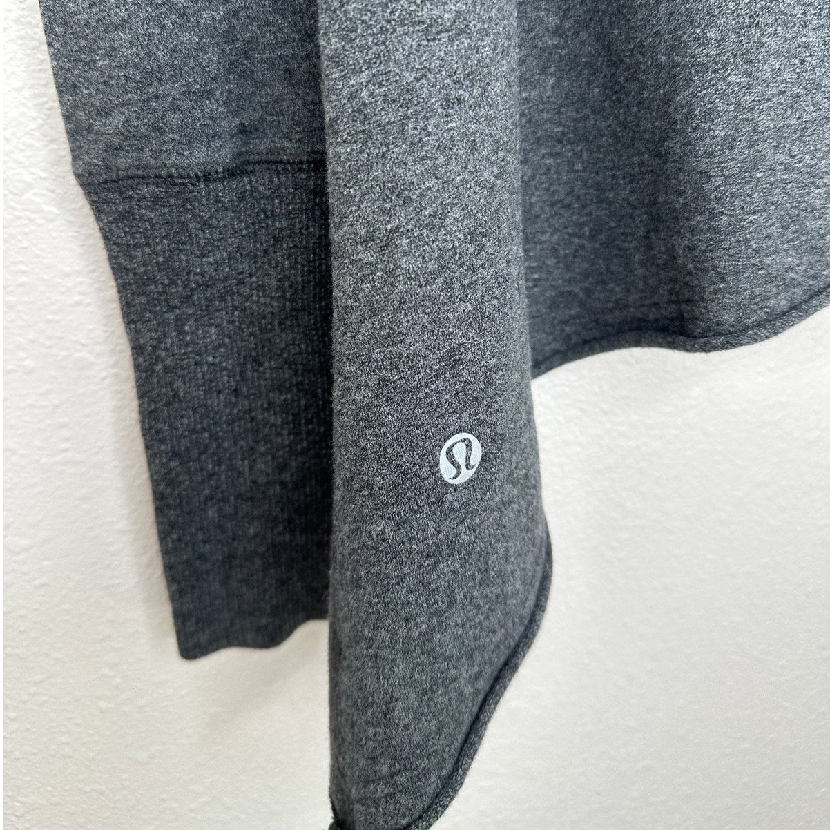 Lululemon Athletic Gray Tea Lounge Pullover Sweater Asymmetrical Hem 6