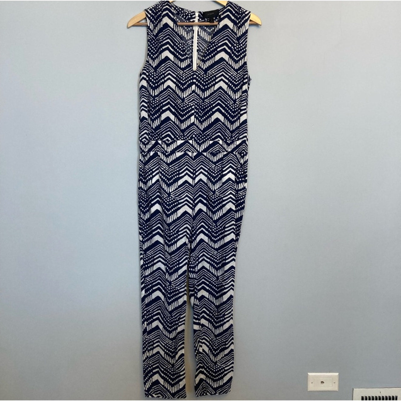 J Crew Cute Linen Zig-Zag Navy and White Print Sleeveless Jumpsuit Romper Size 0