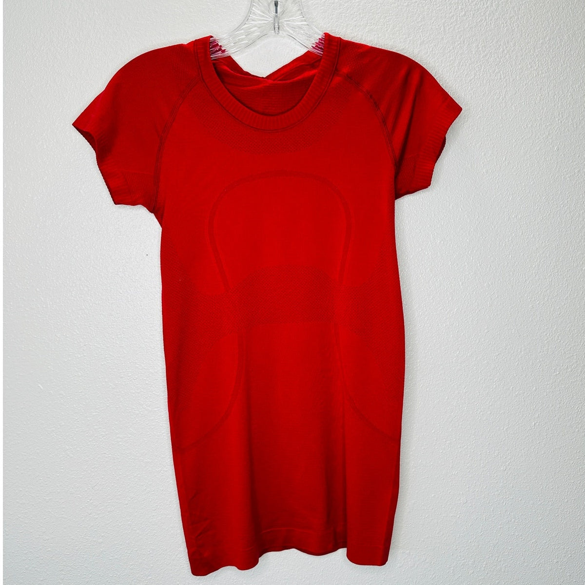 Lululemon Red Crush The Distance Swift Stride Short Sleeve Longline Top