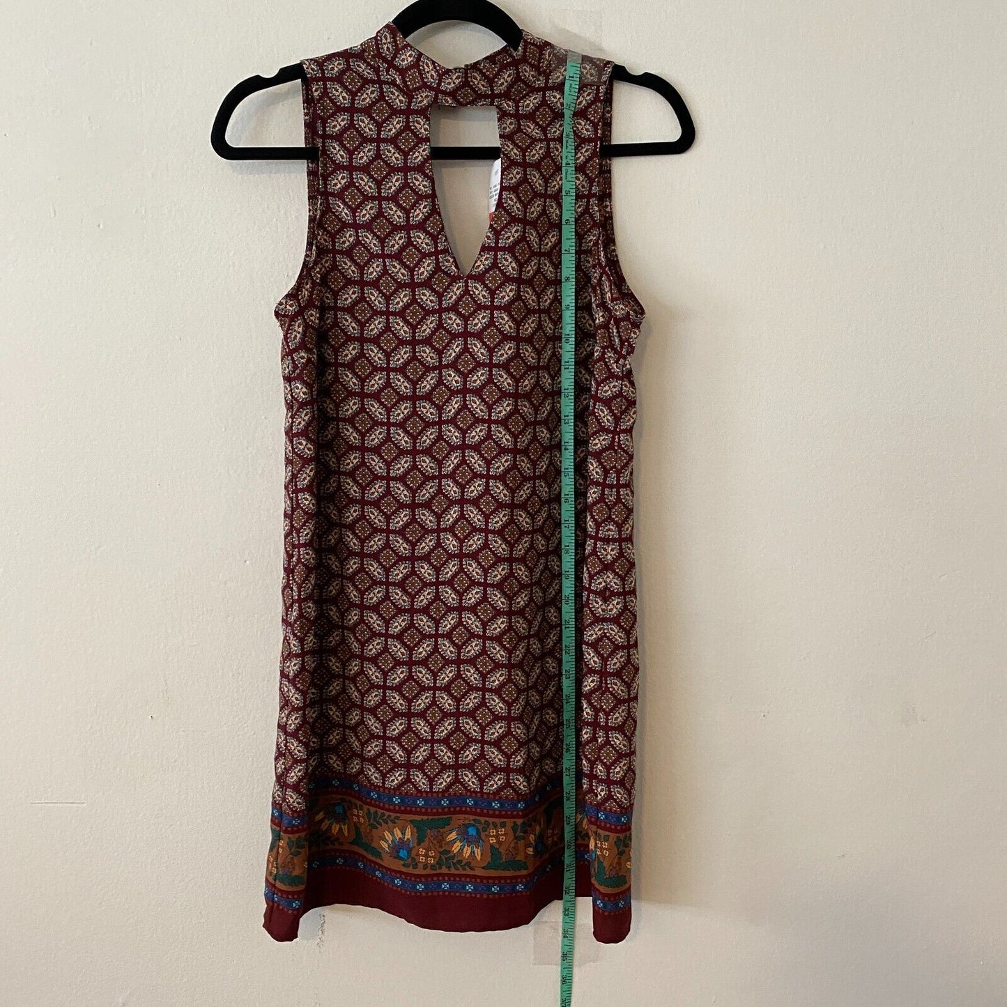 NWT Soprano Wine Paisley Print Multi Floral V-Neck Key Hole Sleeveless Dress XS