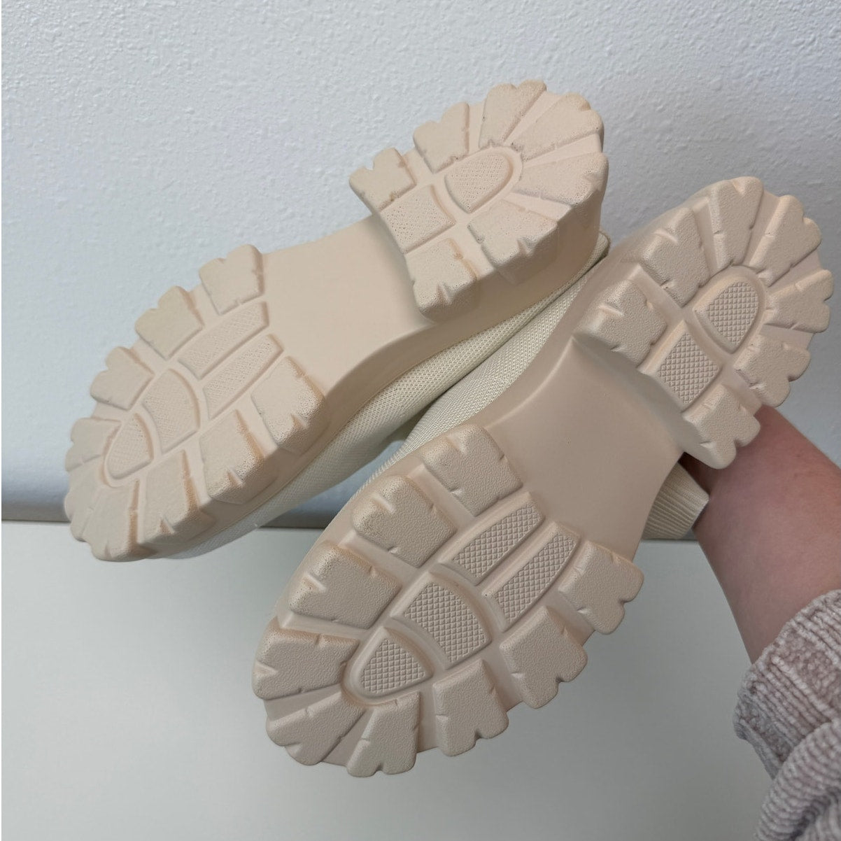 Women's Cream Knit Platform Sock Booties Chunky Lug Sole Boots Size 7