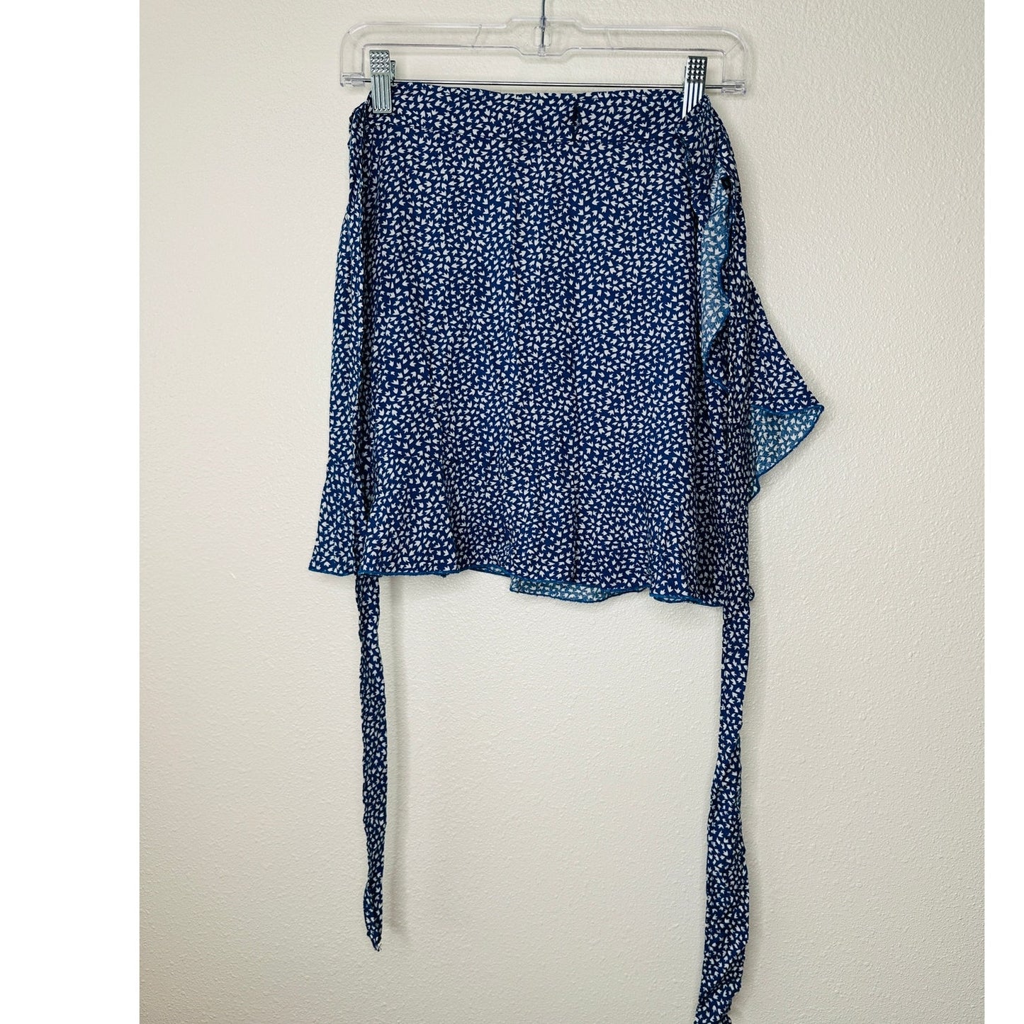 Blue & White Leaf Print Design Wrap Mini Skirt with Ruffle S