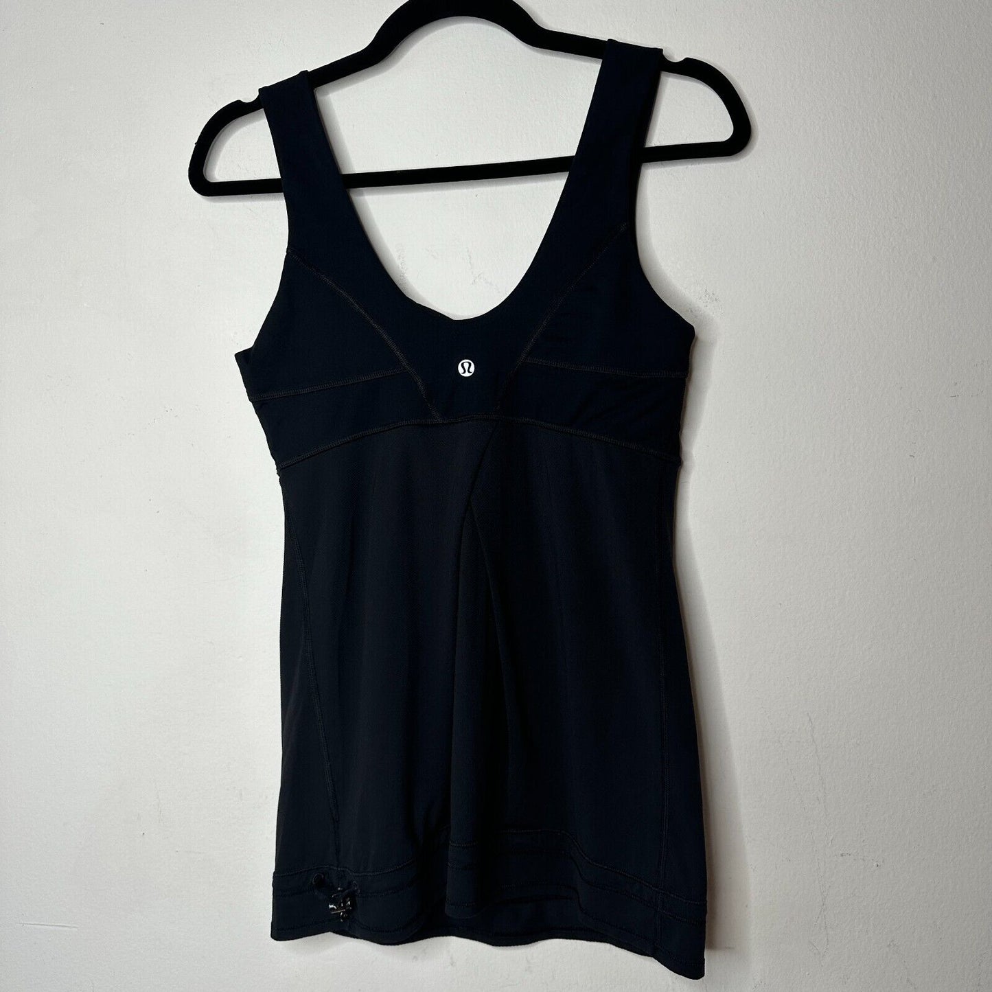 Lululemon Black Run Tame Me Tank Top Yoga Luxtreme Cinch Bottom Fitted Size 6