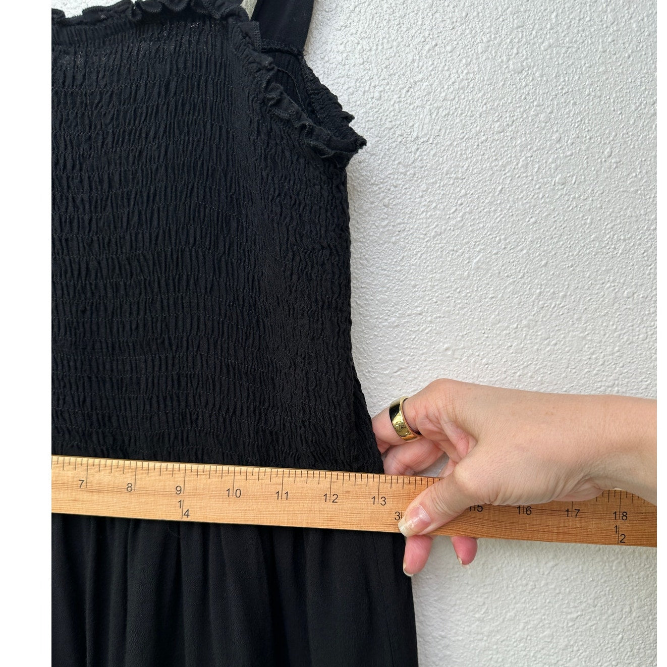 Zesica Women’s Black Tie-Strap Smocked Maxi Dress US S