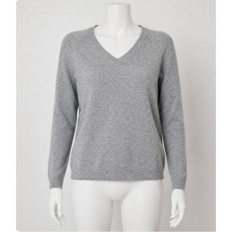 Love Tree Gray V-Neck Long Sleeve Pullover Sweater Banded Hem Thin Jumper Small