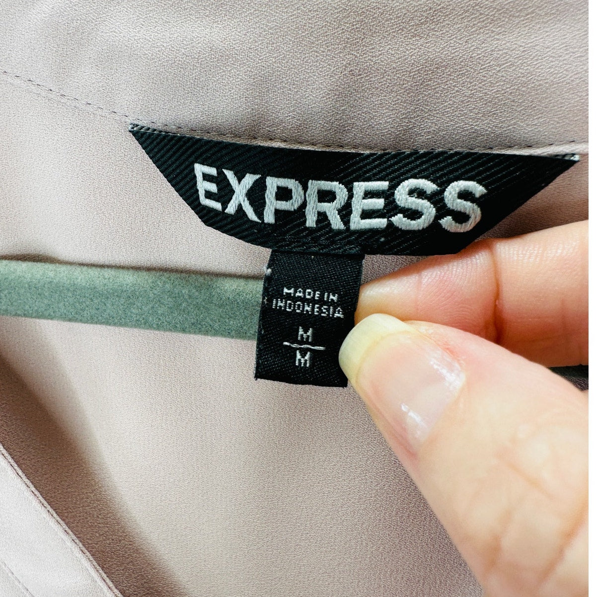 Express Pale Peach Two Pocket Zip Front Roll Tab Sleeve Popover Top M