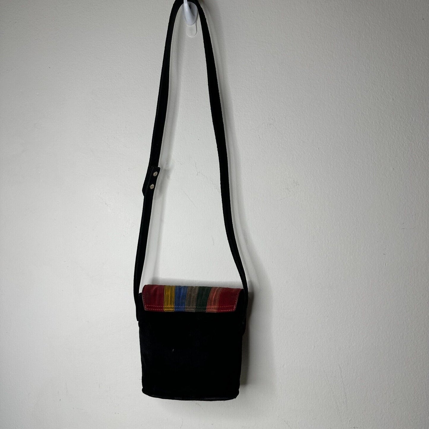 Cab Blanche Shell Canteen Black Suede Rainbow Clamshell Fold Crossbody Purse