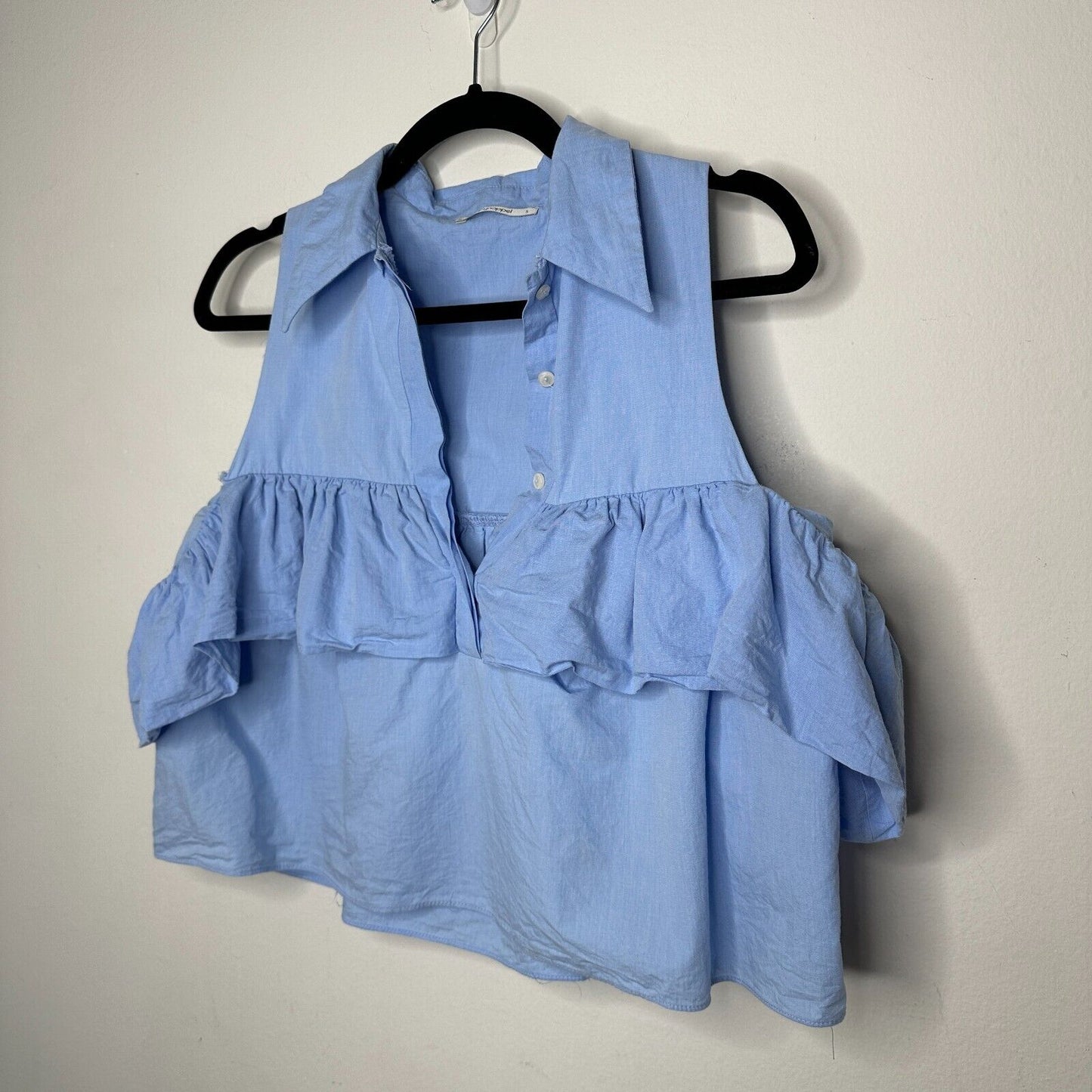 Chic Light Denim Blue Ruffled Cold Shoulder Half Front Button Flowy Blouse Small