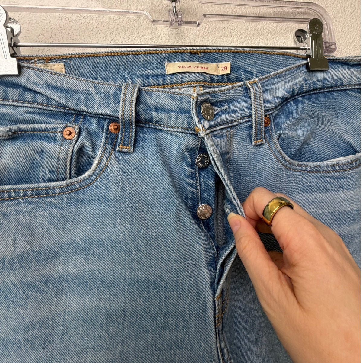 Levi's Wedgie Straight Button Fly Denim Jeans Women US 29