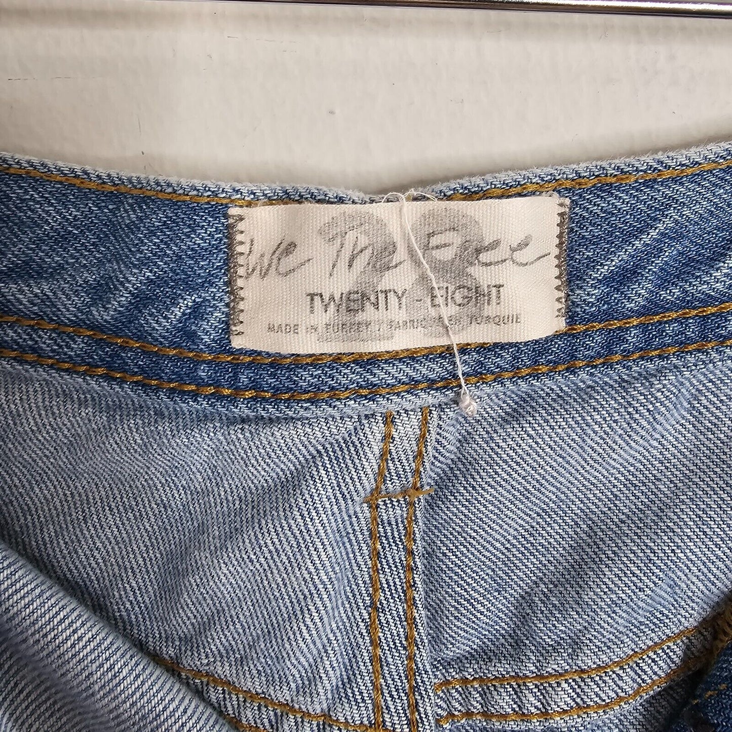 We The Free Medium Blue Wash Button-Fly Distressed Raw Hem Straight Crop Jean 28