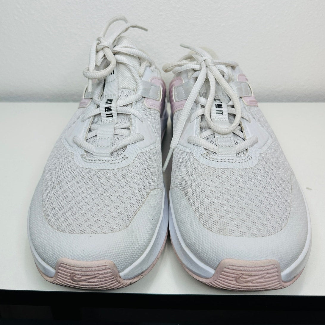 Nike MC Trainer Platinum Metallic Silver & Pink Training Sneakers 8.5