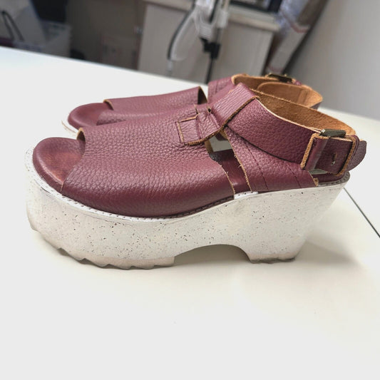 Anthro Gee Wawa Eggplant Leather White Platform Open Toe Ankle Strap Sandals 8