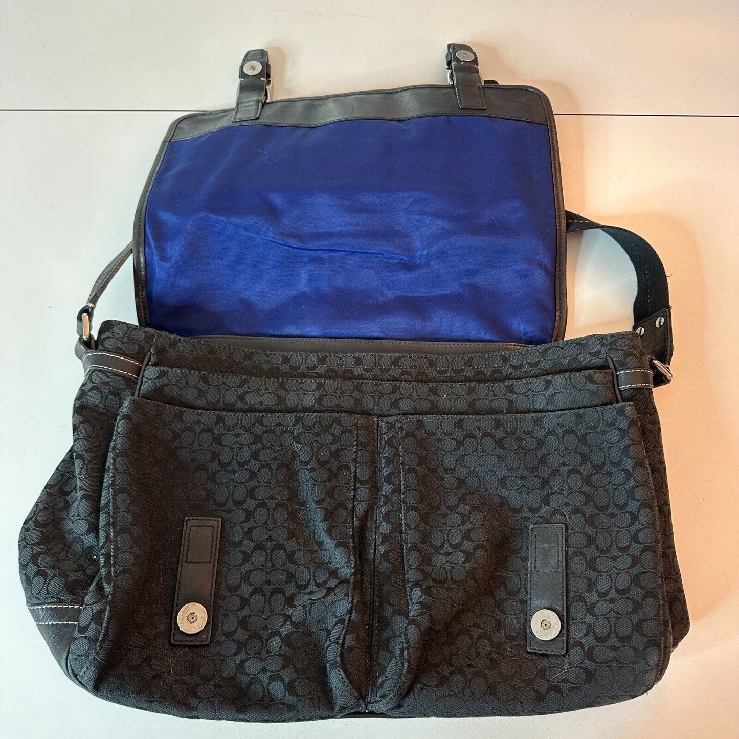 Coach Signature Black & Tan Voyager Messenger Buckled Shoulder Bag Blue Interior