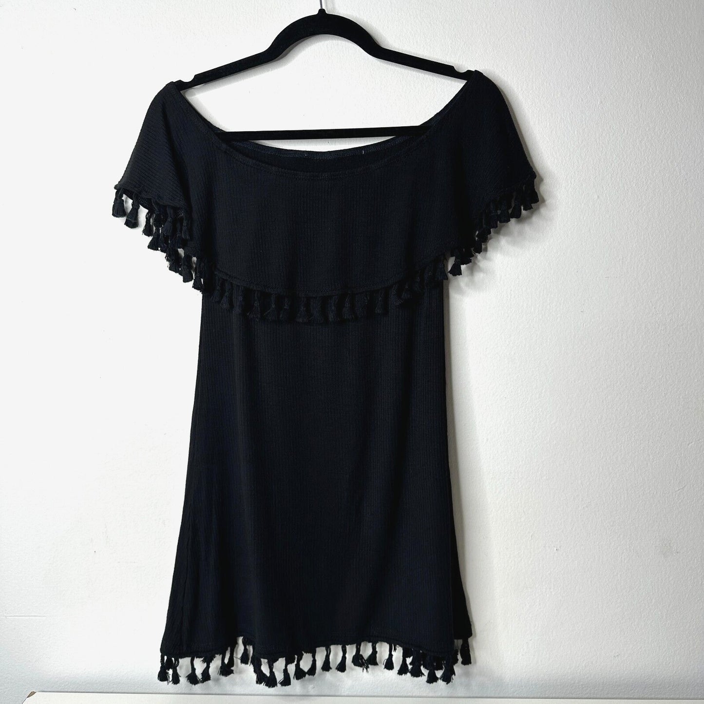 Revolve EastNWest Black Cabo Ribbed Tassel Hem Detail Off-Shoulder Mini Small