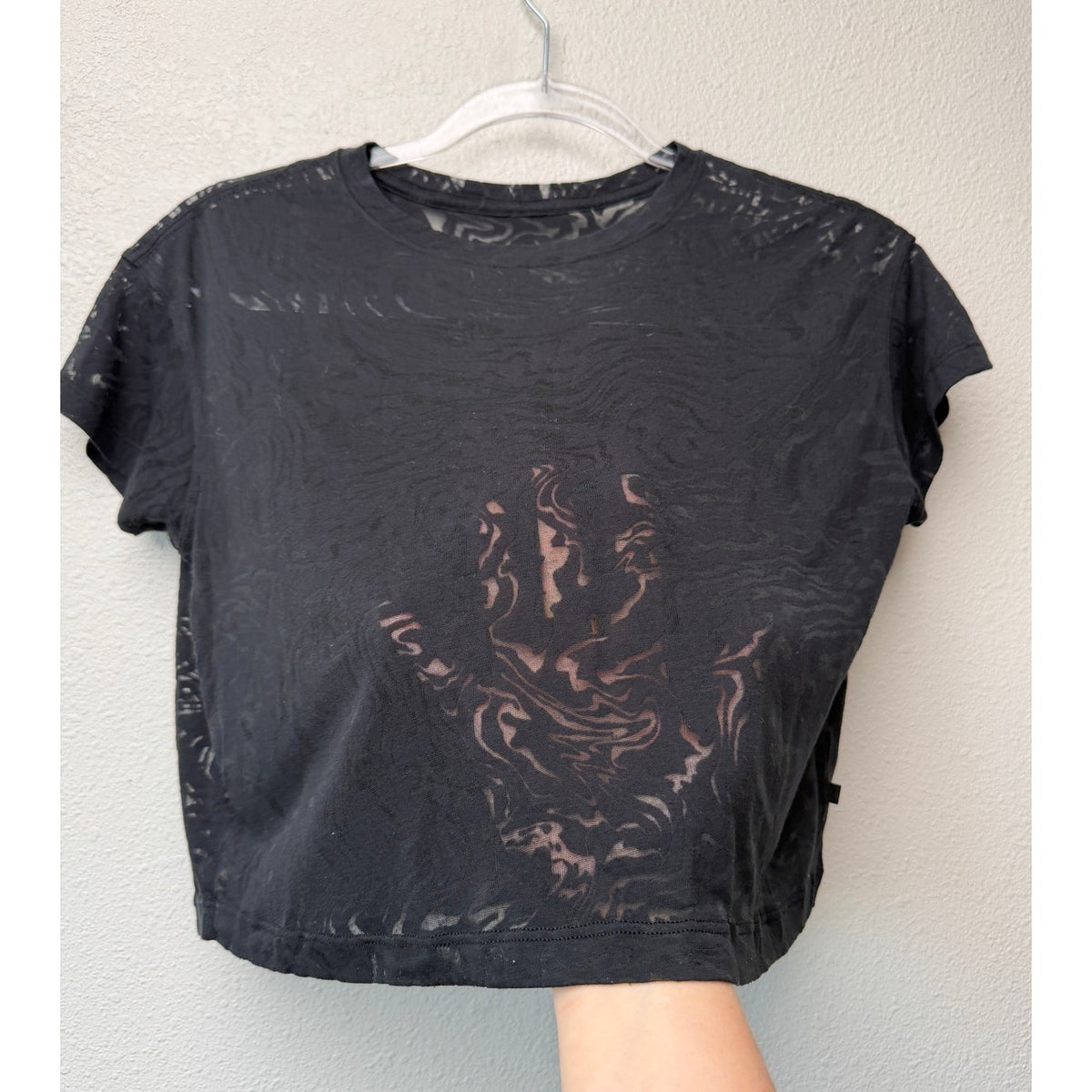 Lululemon All Yours Cropped T-Shirt Veil Black Women Size 8