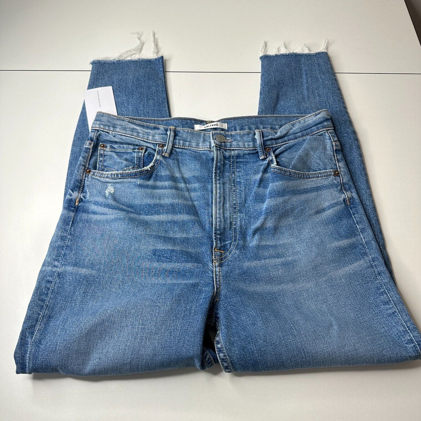 NWT GRLFRND Kendall Med Wash Amelia Distress Knee High Waist Raw Hem Jeans 31