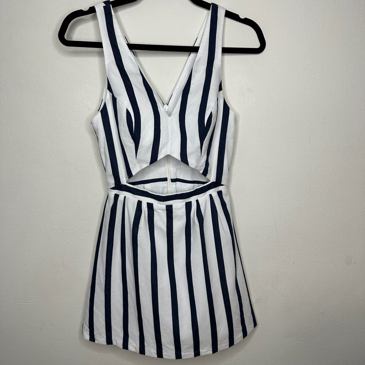 Topshop Navy and White Stripe Triangle Waist Cutout VNeck Nautical Mini Dress 4