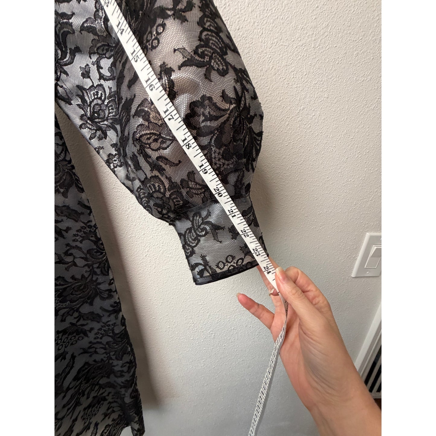 NWOT August Getty Atelier Women's S Black Lace Kimono