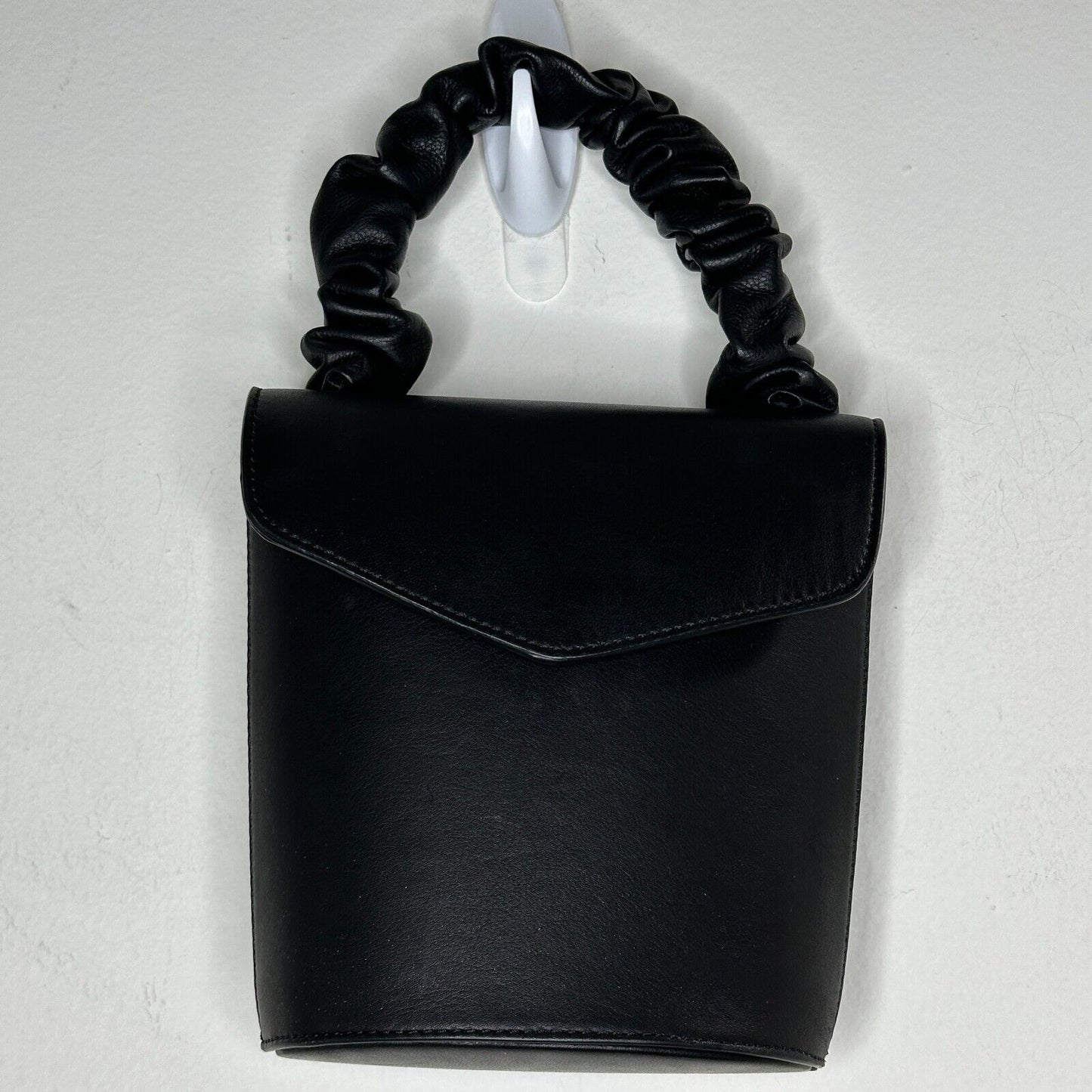 NWOT & Other Stories Black Scrunchy Handle Leather Barrel Snap Purse Satchel