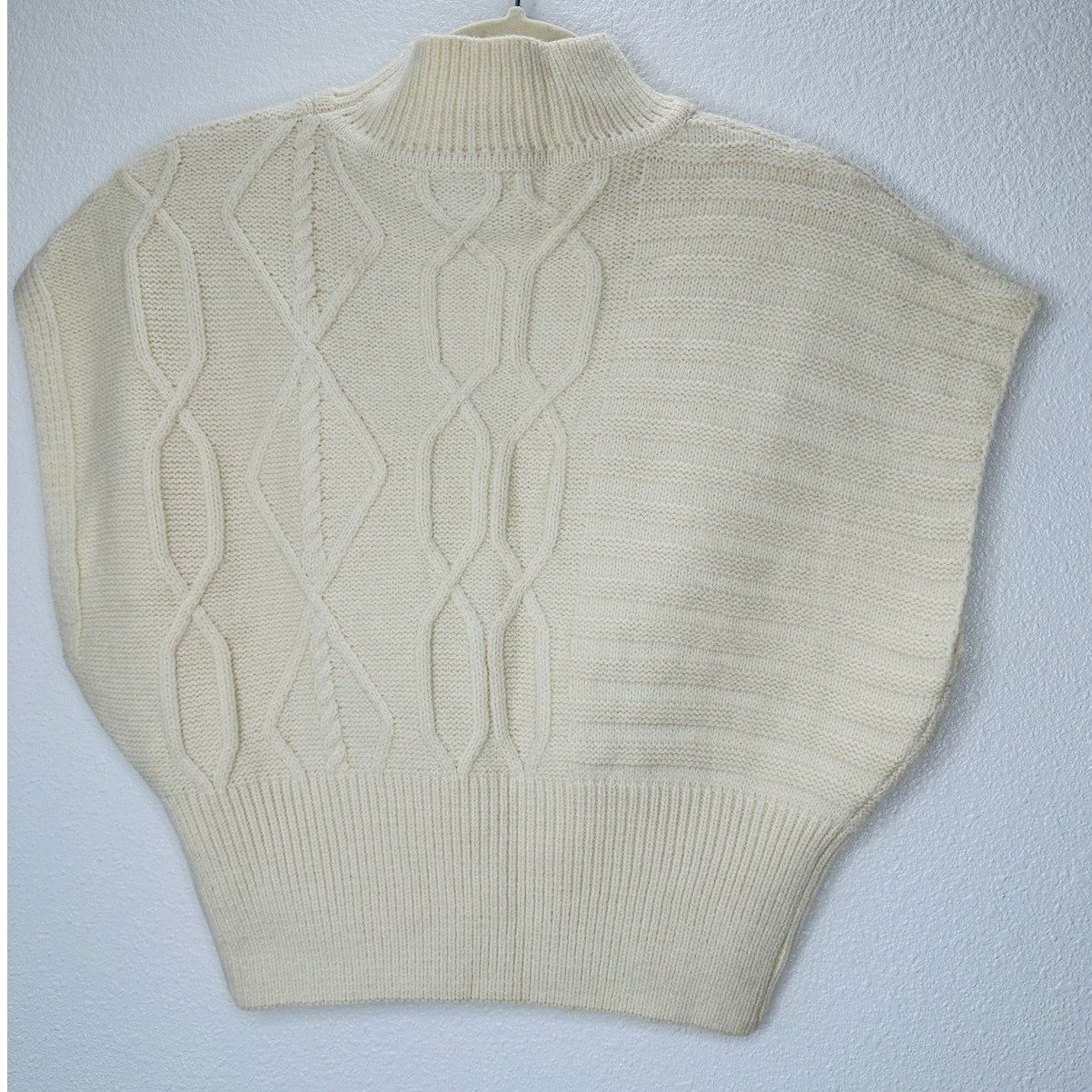 Emory Park Cream Mock Neck Geometric Knit Sweater Vest S