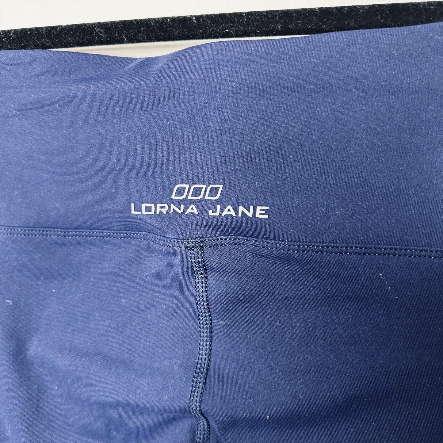 Lorna Jane Navy Blue Low Rise Crop Yoga Pants Tight Activewear Leggings Small