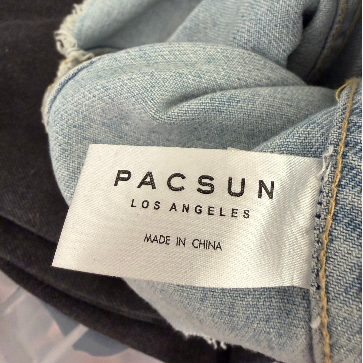 PacSun Distressed Cropped Denim Jacket Light Wash Raw Hem US M/L