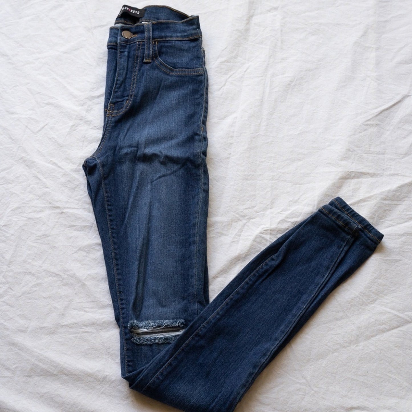 Fashion Nova Medium Dark Wash High Rise Destroyed Knee Stretch Jeans 3