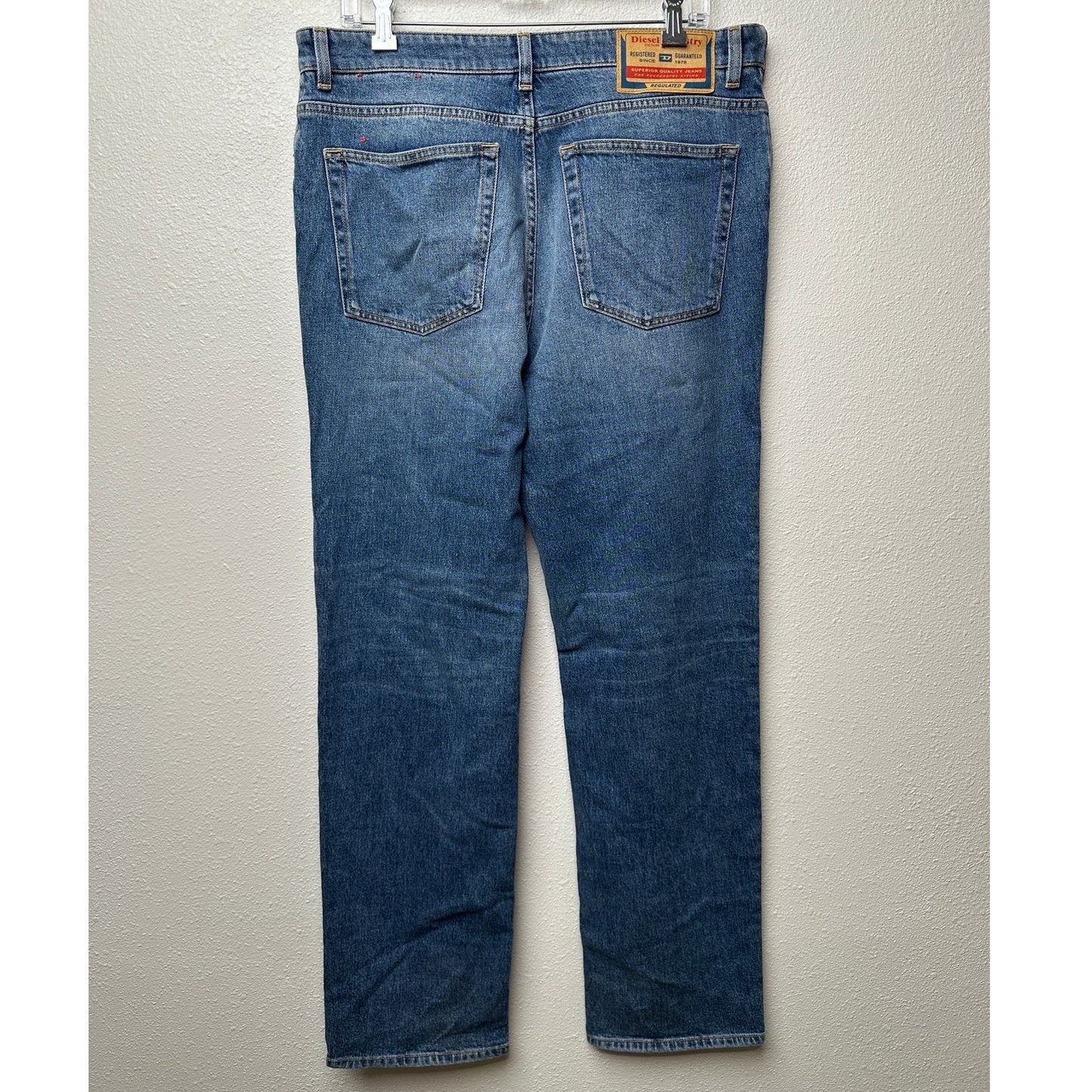 Rare Diesel Jeans Medium Wash Womens US 32 D Buckle