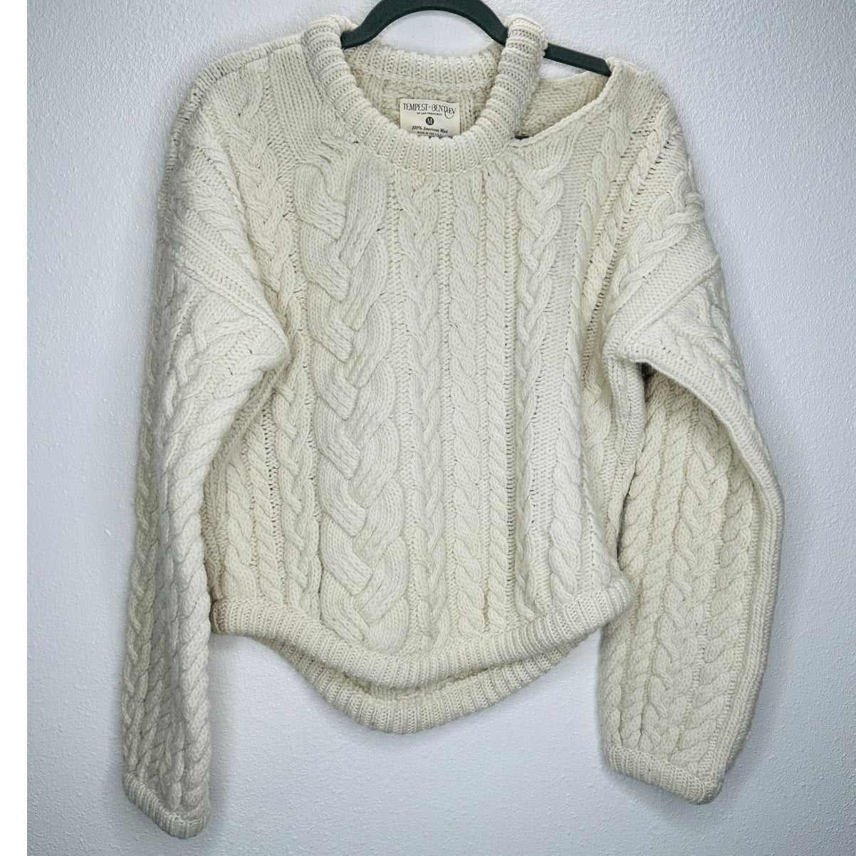 Tempest & Bentley Cream Chunky Knit 100% Wool Long Sleeve Sweater M