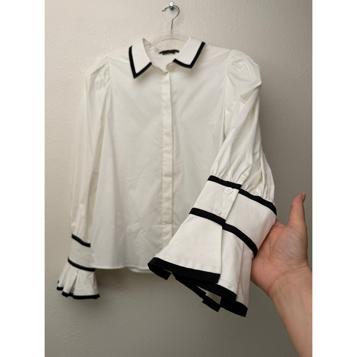 Alice + Olivia White Black Bow Tie Blouse Women S
