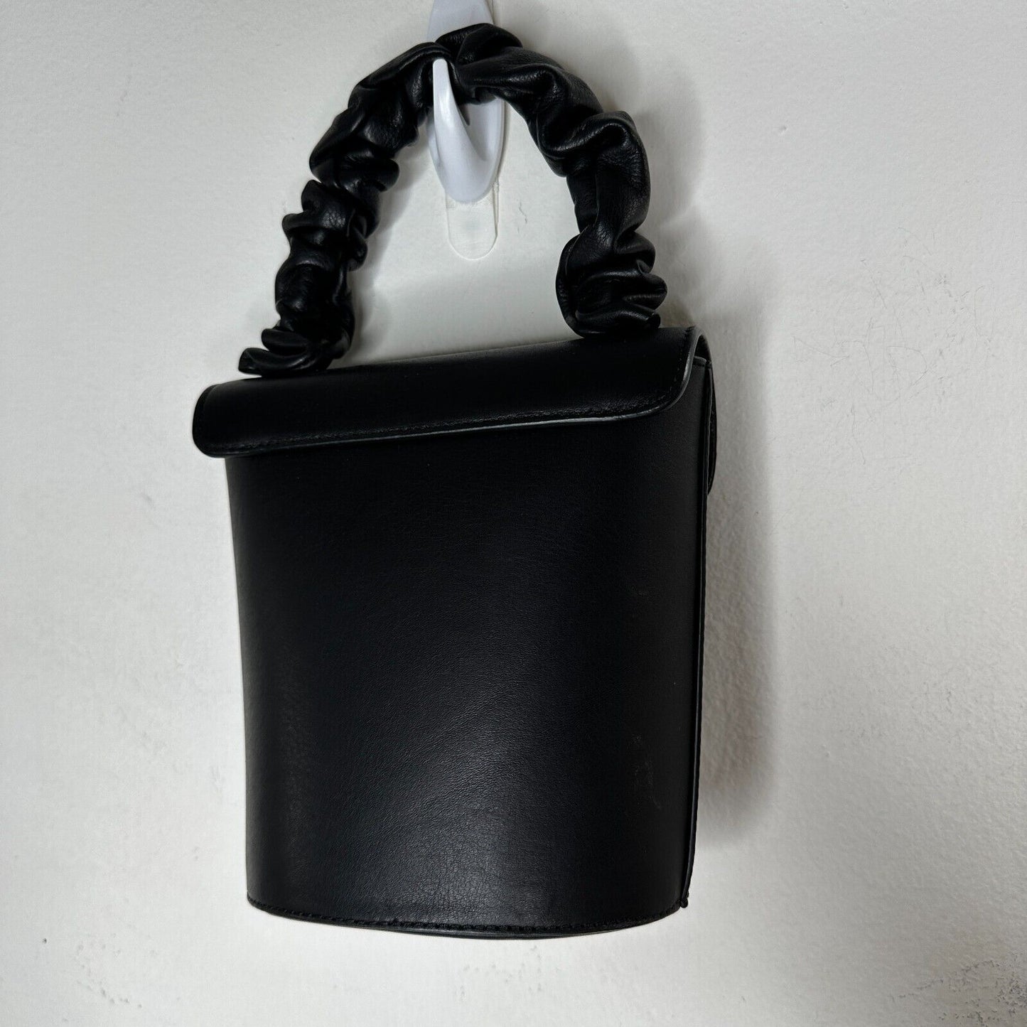 NWOT & Other Stories Black Scrunchy Handle Leather Barrel Snap Purse Satchel