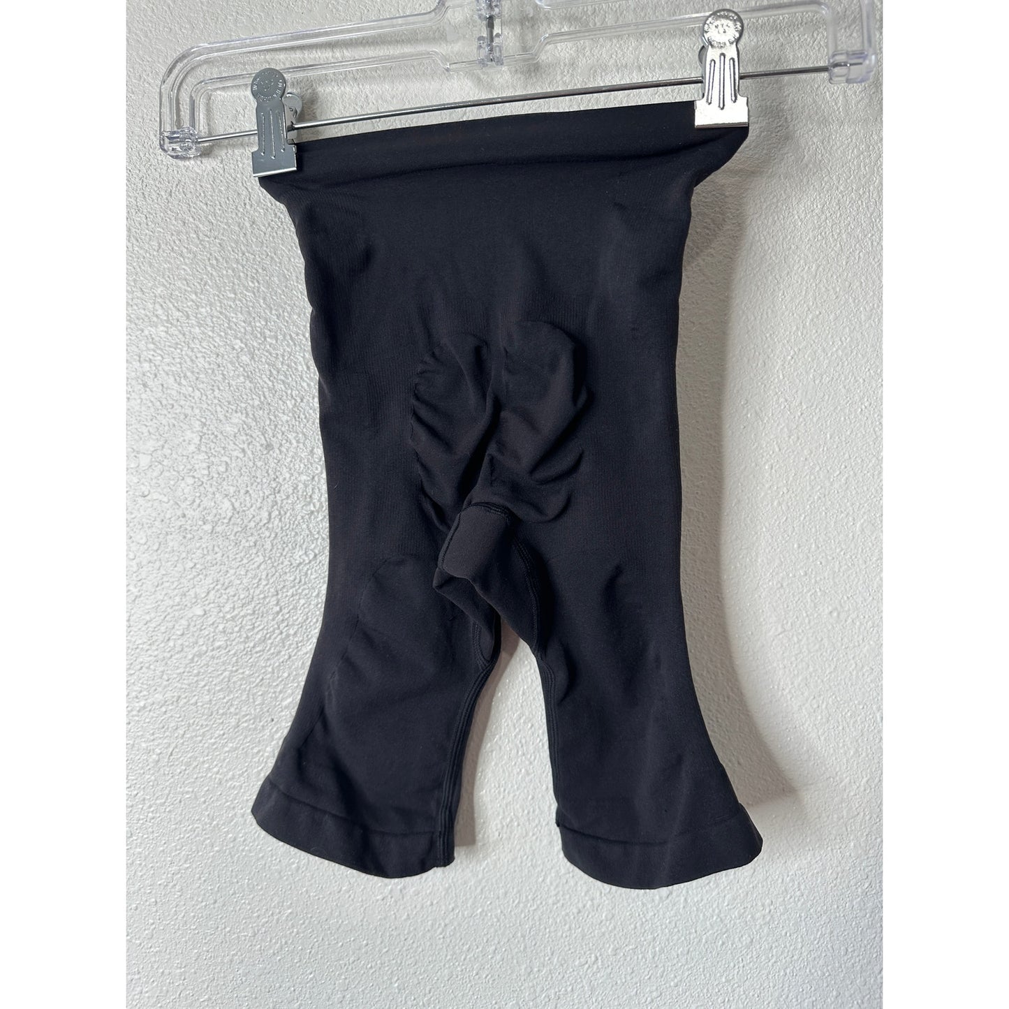 Skims Black High Waist Biker Shorts S/M | Seamless Shaping Stretch